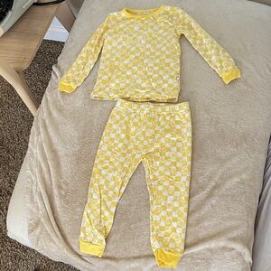 Sleep On It Yellow daisy Checkerboard Kids Pajama Set